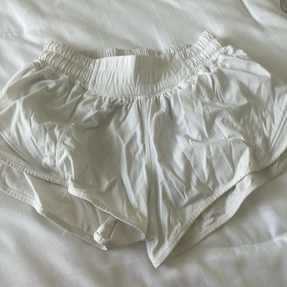 white lululemon shorts